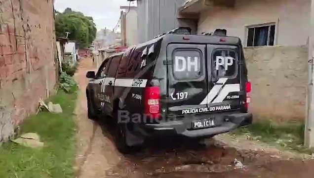 Moradores têm noite de terror com incêndio e morte em ocupação de Curitiba; vídeos mostram chamas