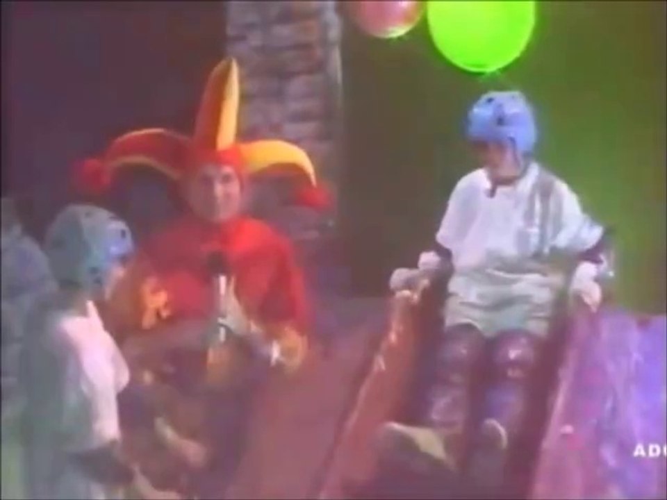 Double Dare UK 1992 Obstacle Course Run 4