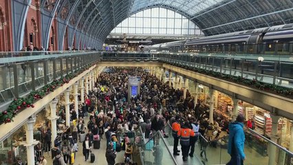 Bahnchaos bei Eurostar wegen überfluteter Tunnel