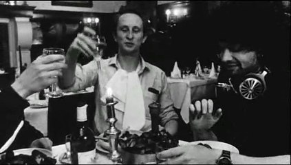 Film C_est arrivé près de chez vous_ (Au restau