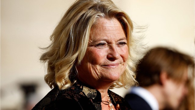 Voici - Marina Carrère d’Encausse en deuil : l’animatrice annonce la mort de son père dans un message bouleversant