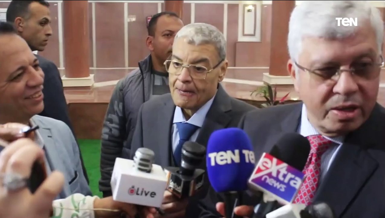 وزير التعليم العالي يفتتح ويتفقد عددا من المشرو...