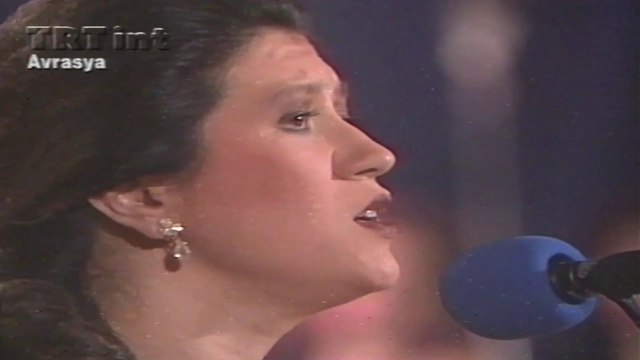 Özlem Karaağaç / Ne bildim kıymetin ne bildin kıymetim