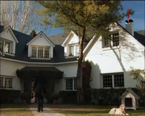 Hay Alguien Ahí Capitulo 05 Casi Completo