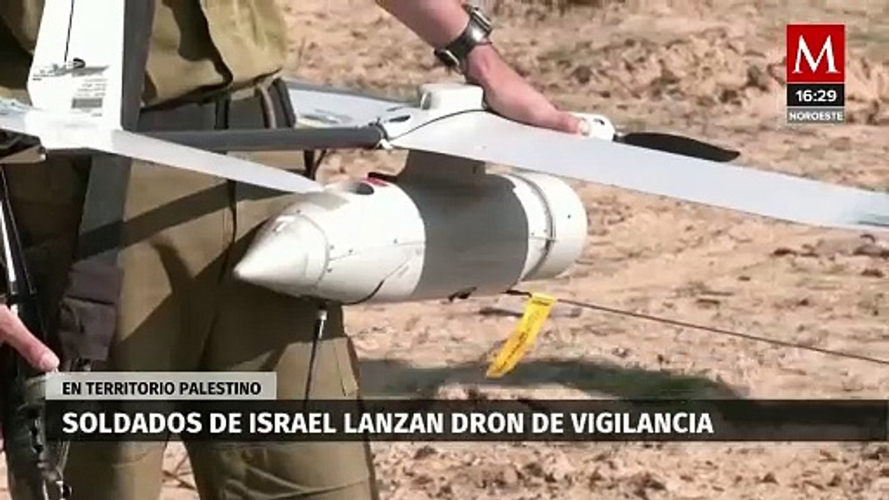 Soldados israelíes lanzan dron de vigilancia cerca de Gaza