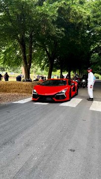New Lamborghini Revuelto #LuxeTycoon #MagnataLuxuoso #supercar #hypercar #lamborghini #lamborghinirevuelto #millionaire #billionaire #cars #luxury #luxurycars #asmr