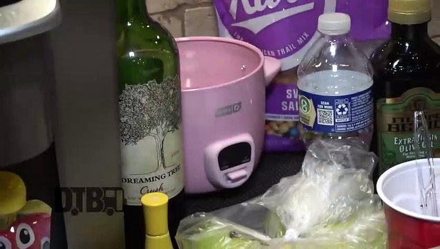 ZZ Ward - BUS INVADERS Ep. 1846