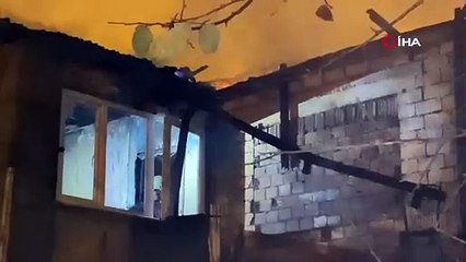 Zonguldak’ta bir ev çıkan yangında kullanılamaz hale geldi