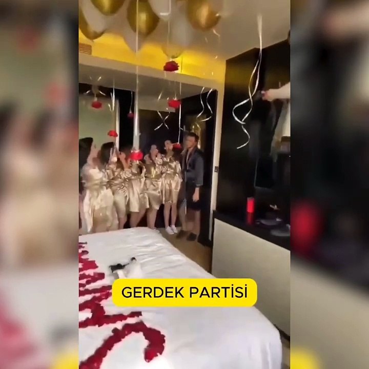 Bildiğiniz tüm TikTok akımlarını unutun! Gerdek gecesi partisi olay oldu…