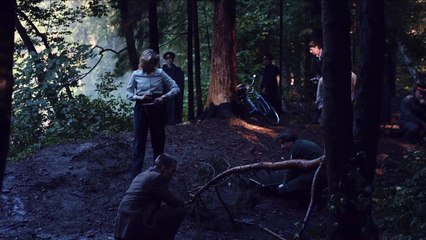 Фишер - 1 серия (2023): Захватывающий детектив о серии подростковых убийств 🔍