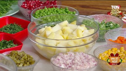 طريقة تورتة سلطة البطاطس بالبسلة مع الشيف فيفيان