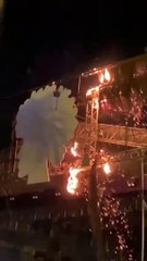 Palco pega fogo durante evento de Réveillon