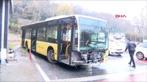 Sarıyer'de İett otobüsü bariyerlere çarptı: 3 Yaralı