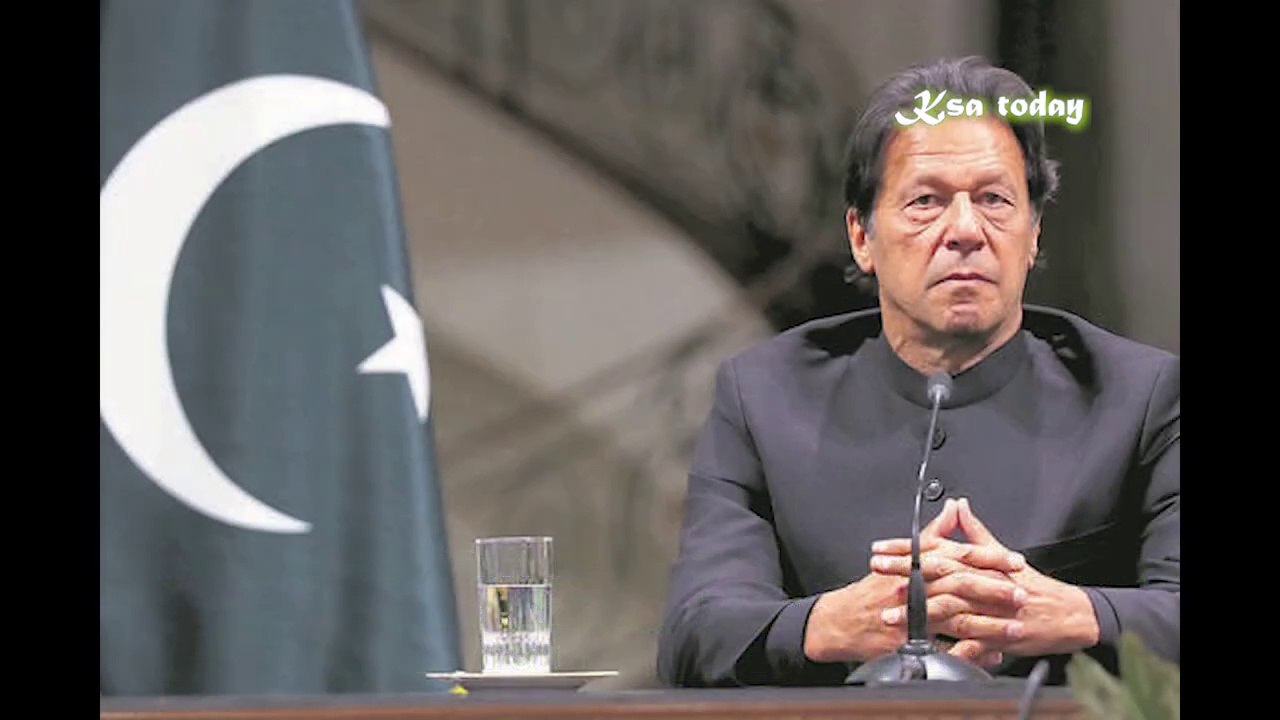 Imran-Khan-the-fact-that-the-media-did-not-talk-to-him-about-the-love-of-the-Pakistani-people-part-2