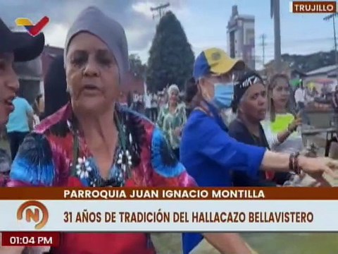 Ciudadanos del edo. Trujillo municipio Valera realizan hallaca de 31 metro