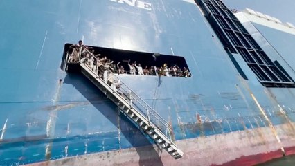 مروحيات أميركية تستهدف زوارق حوثية وتقتل 10 أفراد من عناصر المليشيات