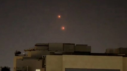 شاهد.. القسام ترشق تل أبيب مع بداية العام الجديد