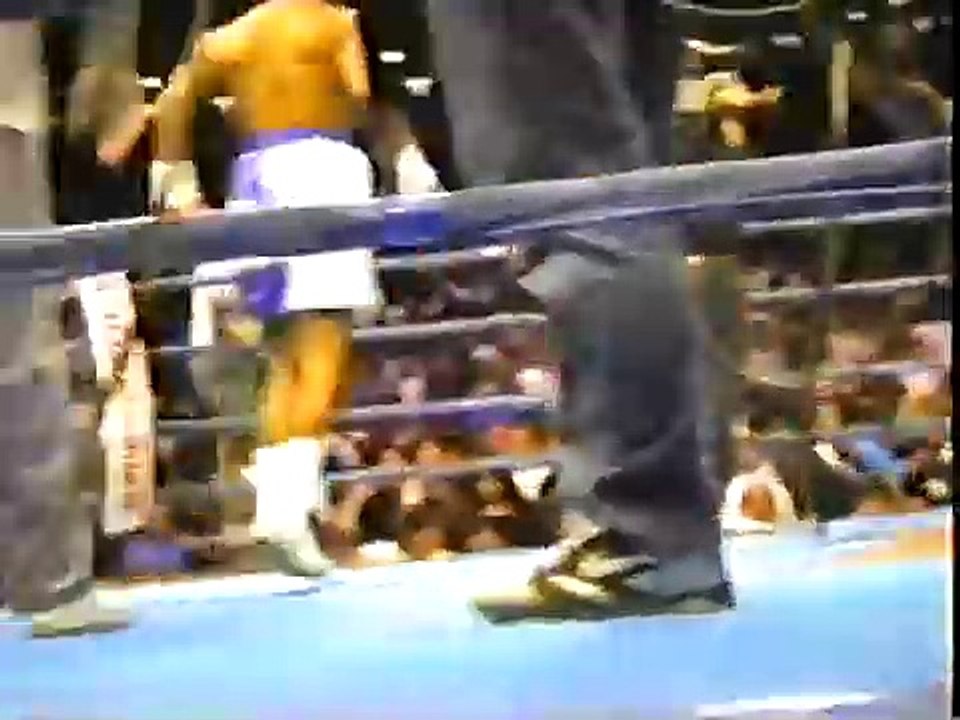HENRY MARTINEZ vs JOHNNY TAPIA - Pro Boxing