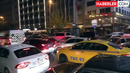 İstanbul'da Yeni Yıl Trafiği Yoğunluğa Neden Oldu