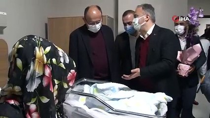 Bursa’da 2023’ün son, 2024’ün ilk bebekleri dünyaya geldi
