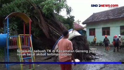 Hujan Deras dan Angin Kencang Rusak Sejumlah Bangunan di Ngawi