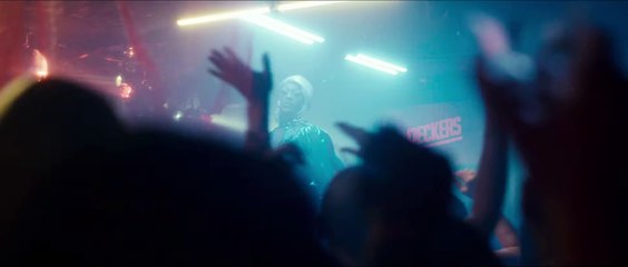 映画『ジャンプ、ダーリン』