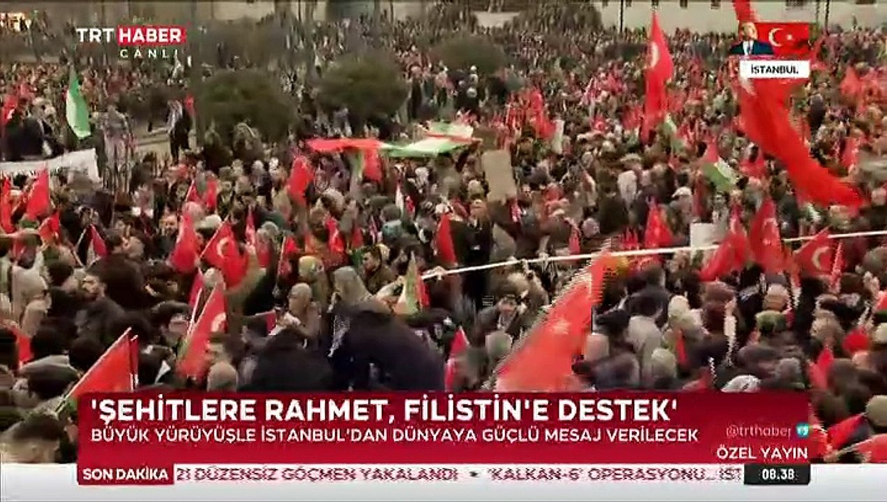 İstanbul'da şehitler ve Filistin için yürüyüş