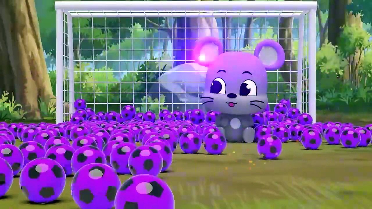 Santa Clause Finger Family _ Wheels On The Bus + more Nursery Rhymes & Kids Songs _ Kindergarten