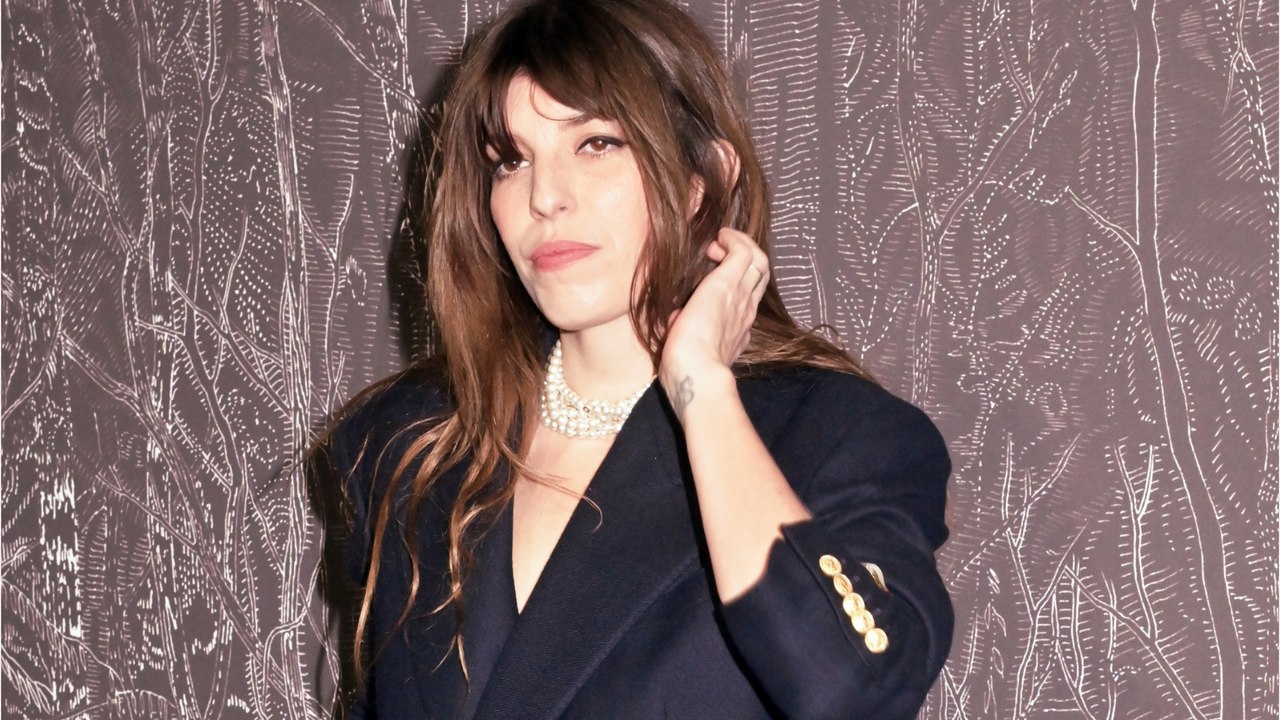 GALA VIDEO - Lou Doillon fait ses adieux à 2023 : son message caché à sa mère Jane Birkin