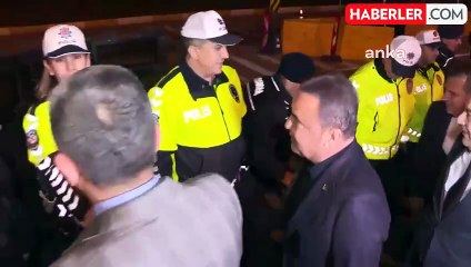 Başkan Muhittin Böcek, 2024 yılını itfaiye ekipleriyle karşıladı