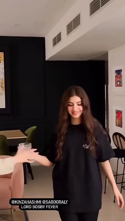 Beautiful Dance of Kinza Hashmi Goes Viral ❤️ Pakistani Actress Kinza Hashmi Dance on Animal Song