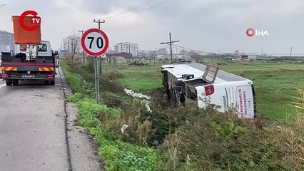 Lapseki’de İÇDAŞ işçilerini taşıyan otobüs kaza yaptı: 5 yaralı