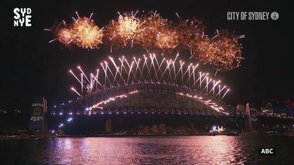 العالم يستقبل العام 2024 بالألعاب النارية