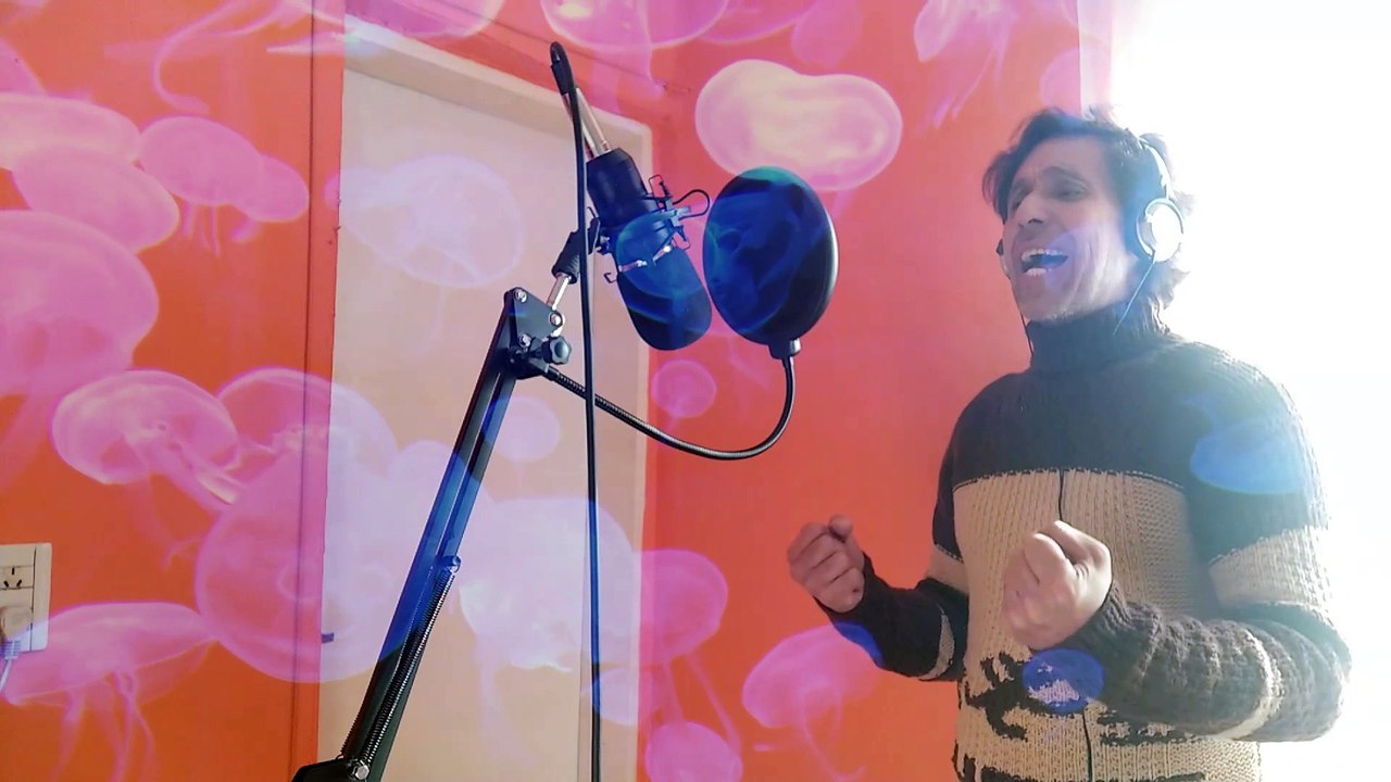 Un año mas. cover