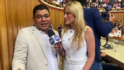 Diputado Luis Peláez recibió la imposición del escudo de Antioquia