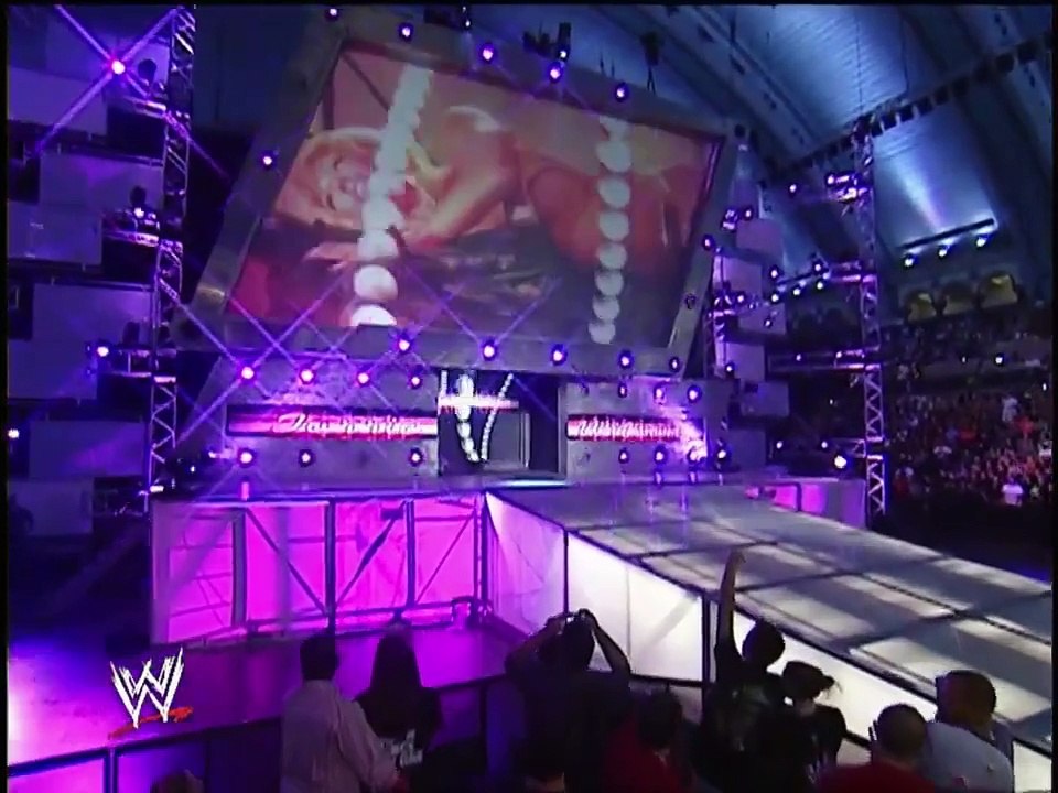 Torrie Wilson Vs Candice Michelle Raw Aug 28, 2006