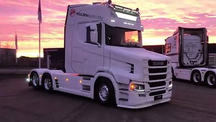 Morning glory of Scania V8 S650 Torpedo