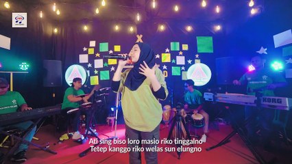 Suci Tacik_Tetep Kanggo Riko [Official Music Video]