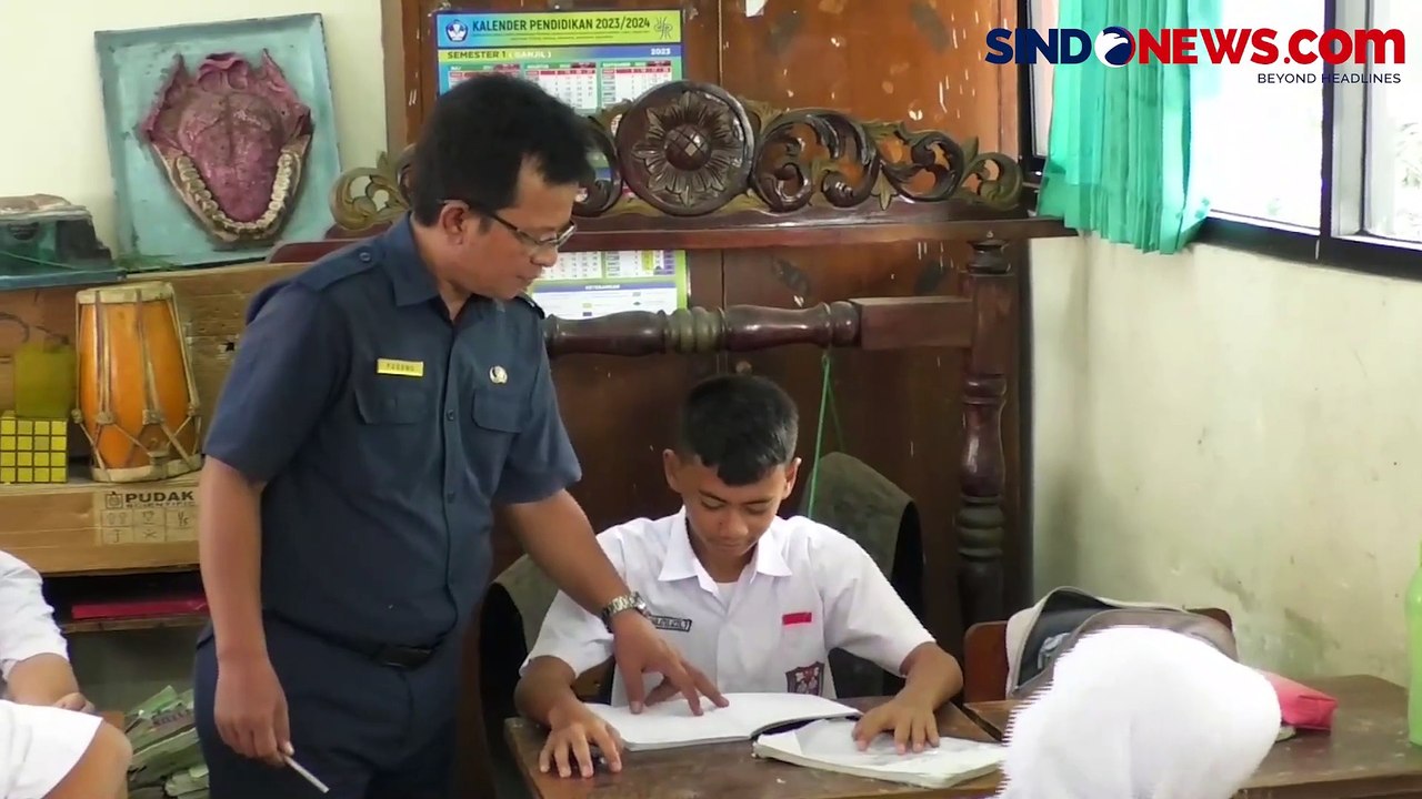 Penuh Semangat! Begini Suasana Hari Pertama Masuk Sekolah di Jakarta Pusat