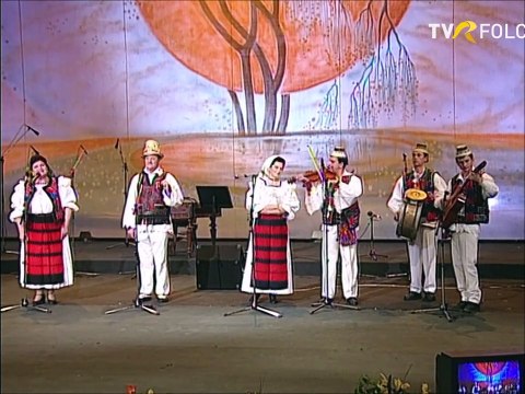 Angela Buciu - Mocirita cu trifoi (Premiile ETHNOS 1999 (Tezaur folcloric - 2000)