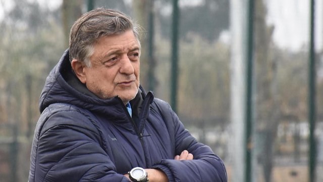 Yılmaz Vural: Türk futbolunu yönetenler yetkisiz durumda