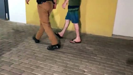 Homem é detido levando rifle calibre 22 no veículo, em Ibema