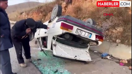 Afyonkarahisar'da otomobil takla attı: Sürücü ve eşi yaralandı