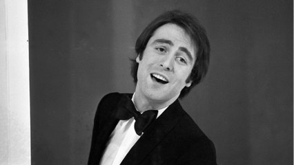 GALA VIDEO - PHOTO - Michel Delpech : sa fille Pauline lui rend hommage, 8 ans après sa mort