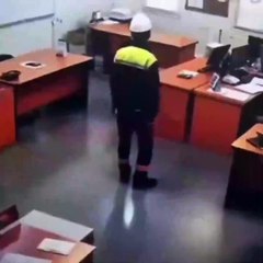 Tezcan Galvaniz patronundan işçiye saldırı ve hakaret