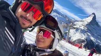 Kiara Advani & Sidharth Malhotra Ring in the New Year Snowboarding ❄️