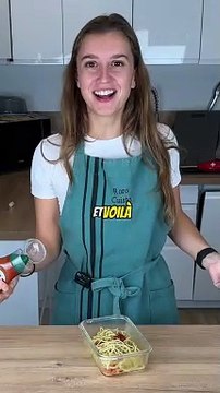 Et voilà une petite astuce pour quand il y a plus assez de sauce dans le pot ! (Je l’ai pas inventé je l’ai vu sur tiktok mais je ne sais plus de qui)