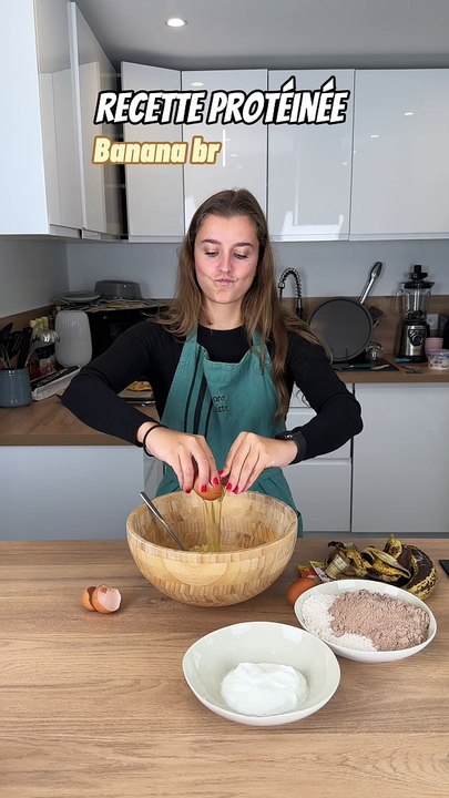 Ça fait des mois que je cherche une bonne recette de banana bread protéiné, et je crois que je l’ai enfin trouvé !!!