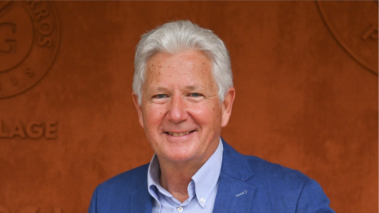 GALA VIDEO - Pierre Bellemare : son fils Pierre Dhostel écarté d’une célèbre émission de M6, découvrez son remplaçant