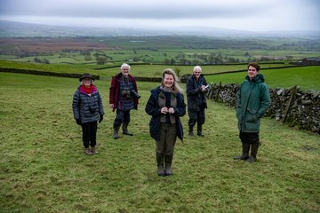 Clapham Curlew Cluster - Farmers and volunteers are working together for the conservation of Curlews